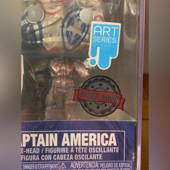 Funko Pop! Art Series Captain America Special Edition - Picture 6 of 8